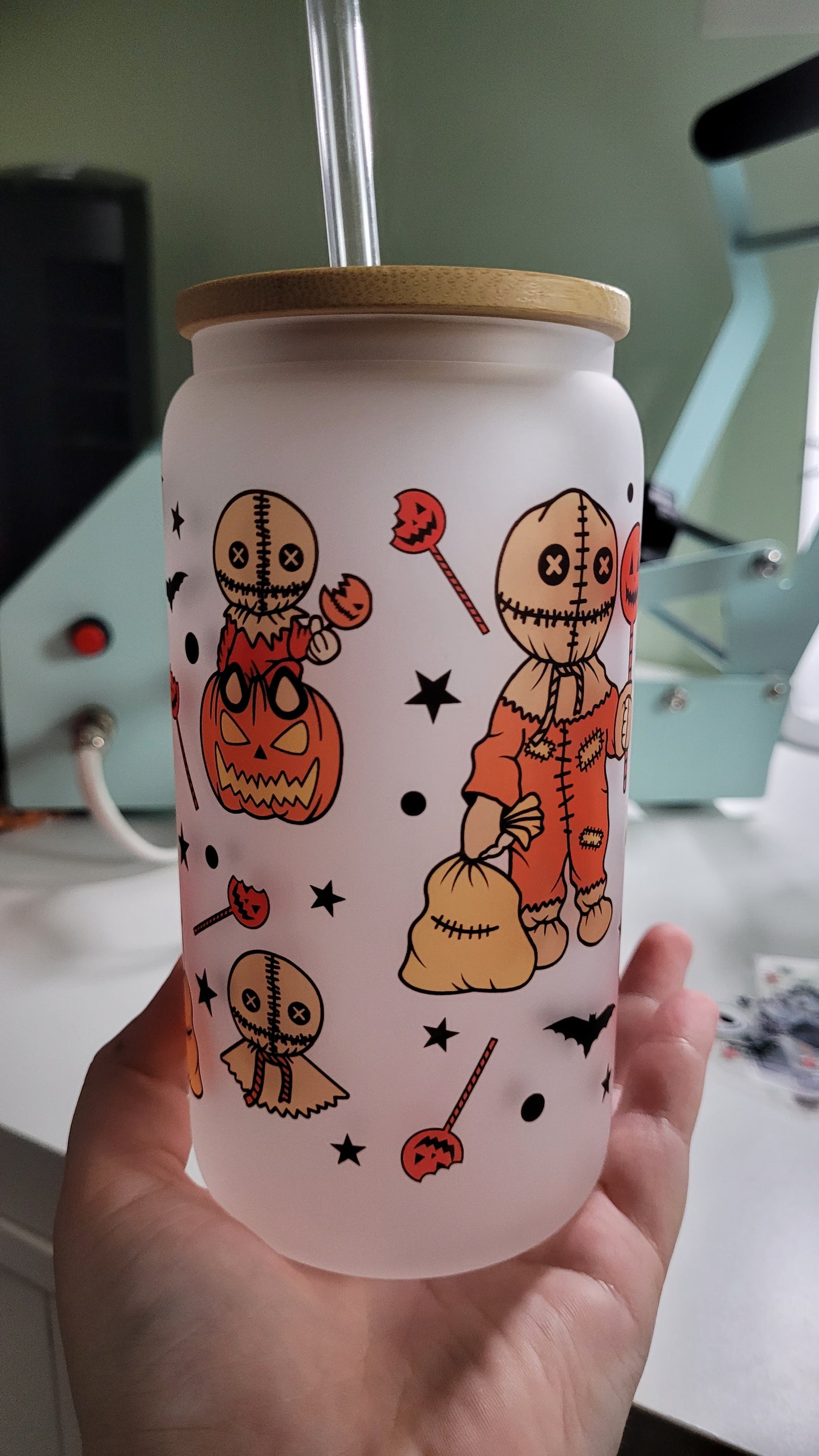 Trick 'r Treat Frosted Glass Can