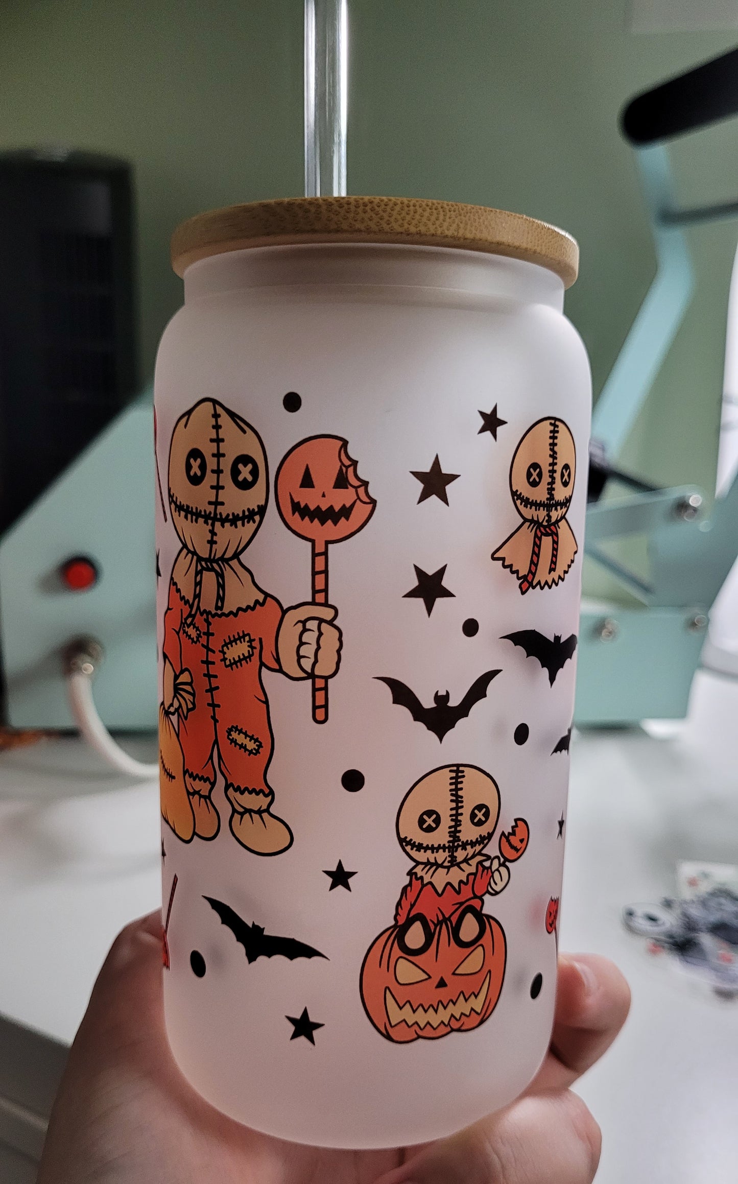 Trick 'r Treat Frosted Glass Can