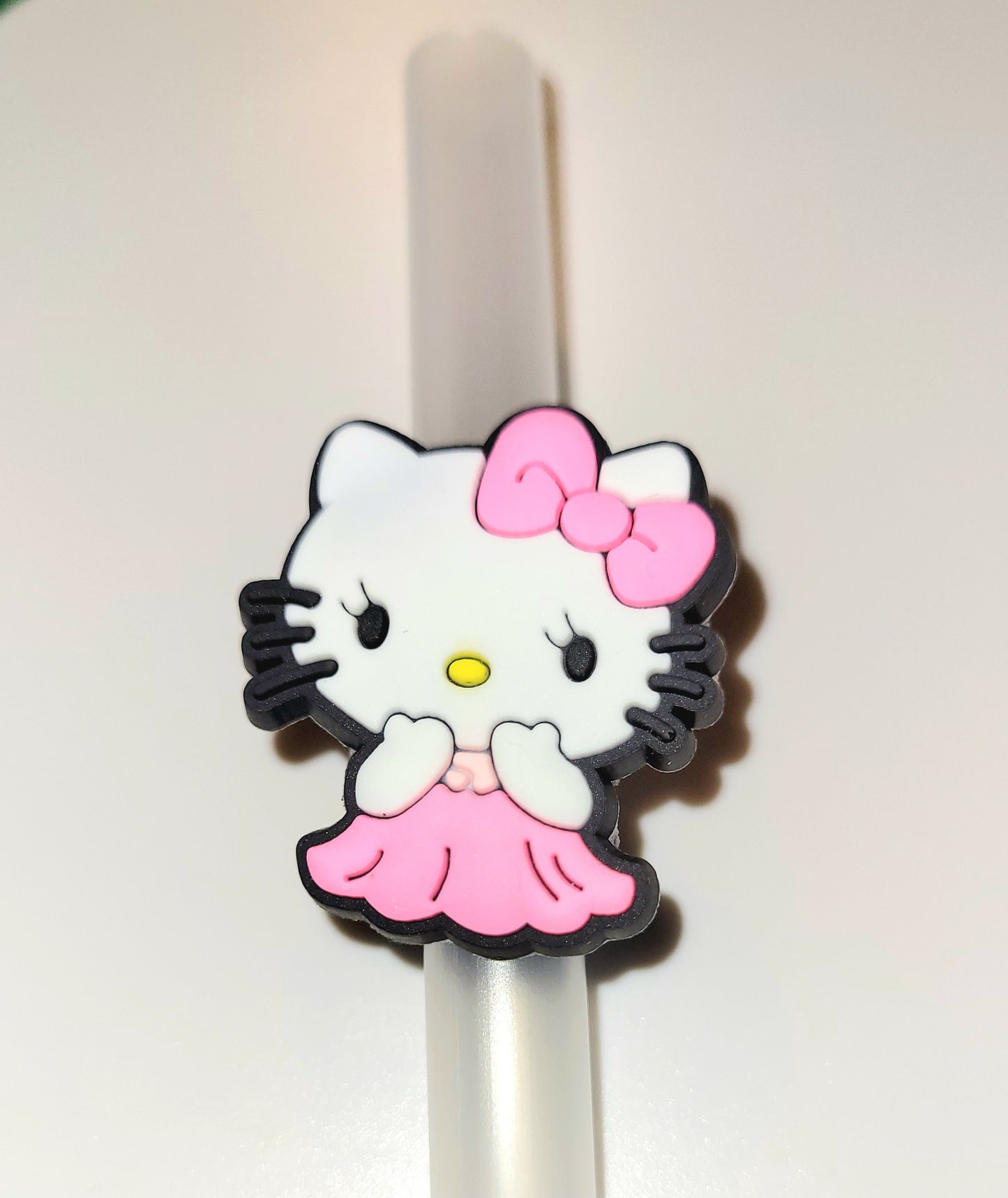 Hello Kitty straw topper